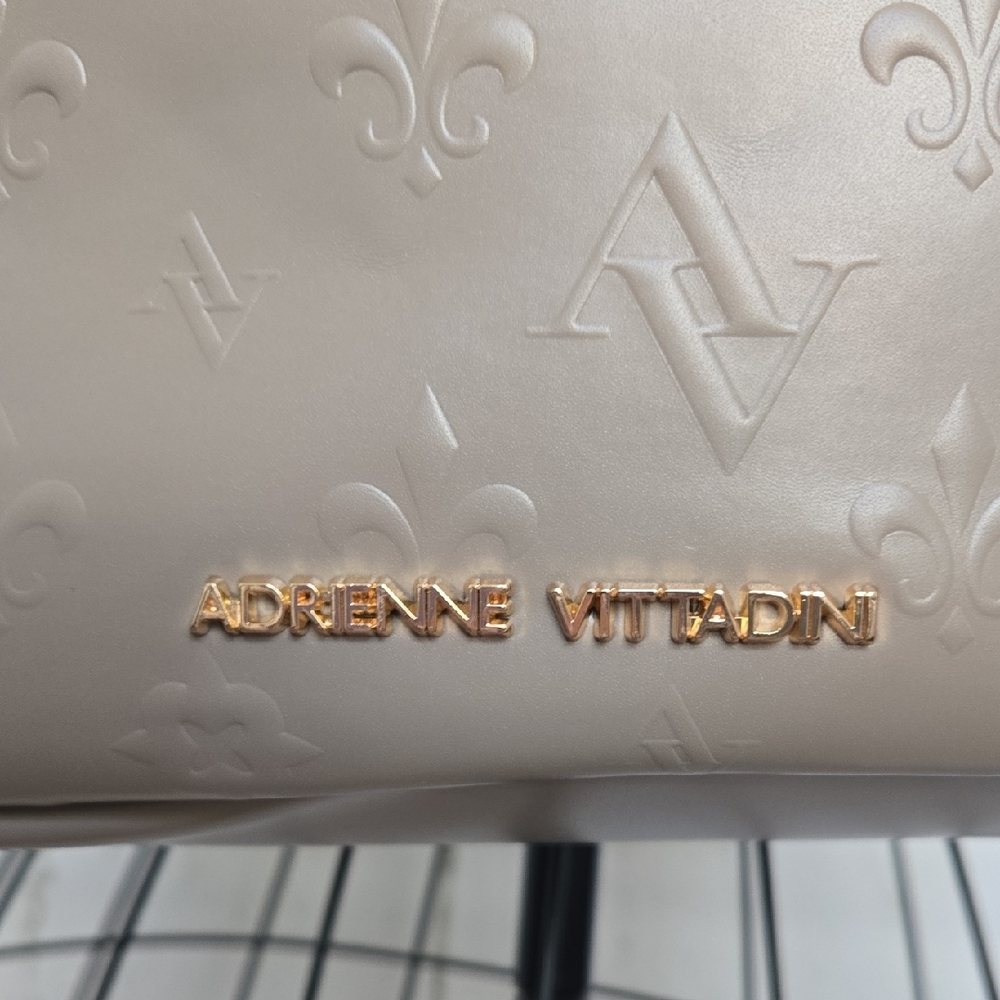 NWT Adrienne Vitadini Beige Men's Women's Backpack With Removeable Coin Pouch - Picture 3 of 13
